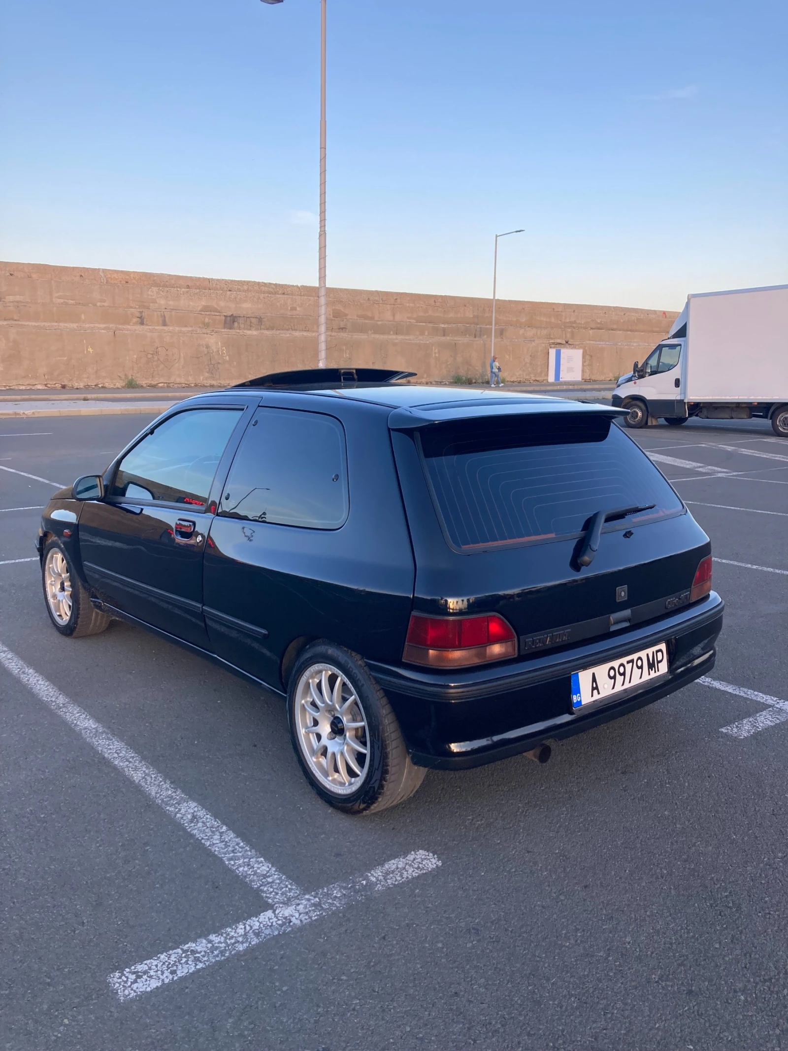 Renault Clio 1.8 16V - изображение 3