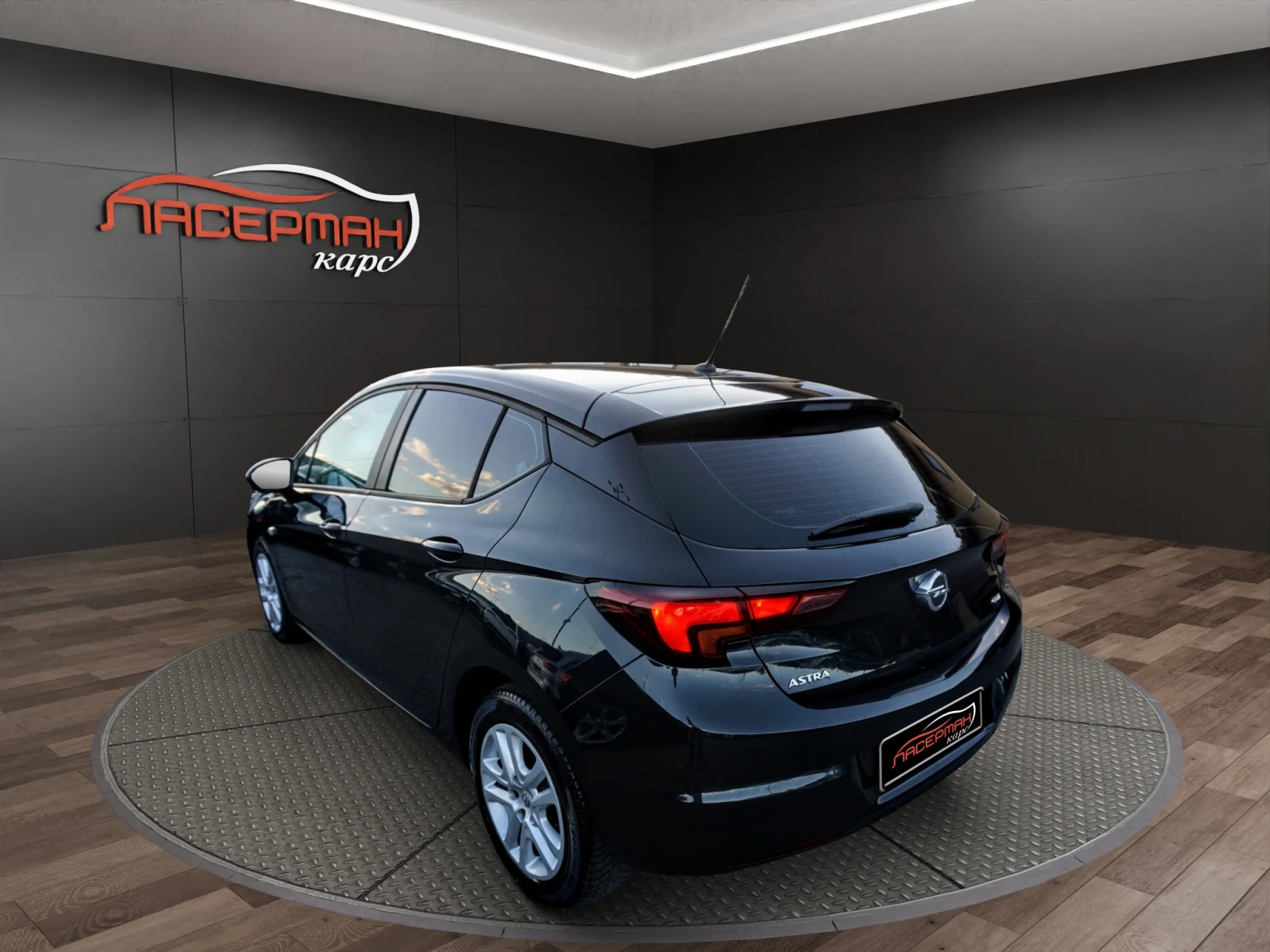 Opel Astra 1.6CDTI INNOVATION, снимка 4 - Автомобили и джипове - 51141942