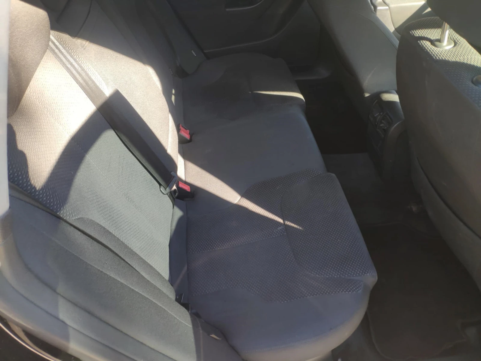 VW Passat 2.0TDI - изображение 9
