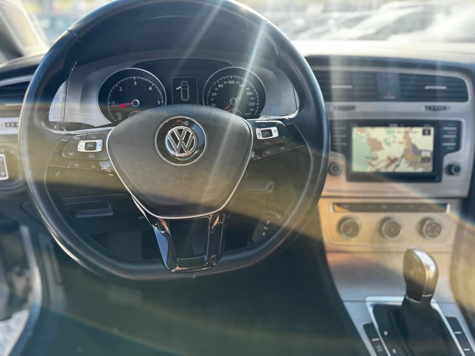 VW Golf 1.6TDI/110kc/DSG-7/Navi/Euro 6 | Mobile.bg   13