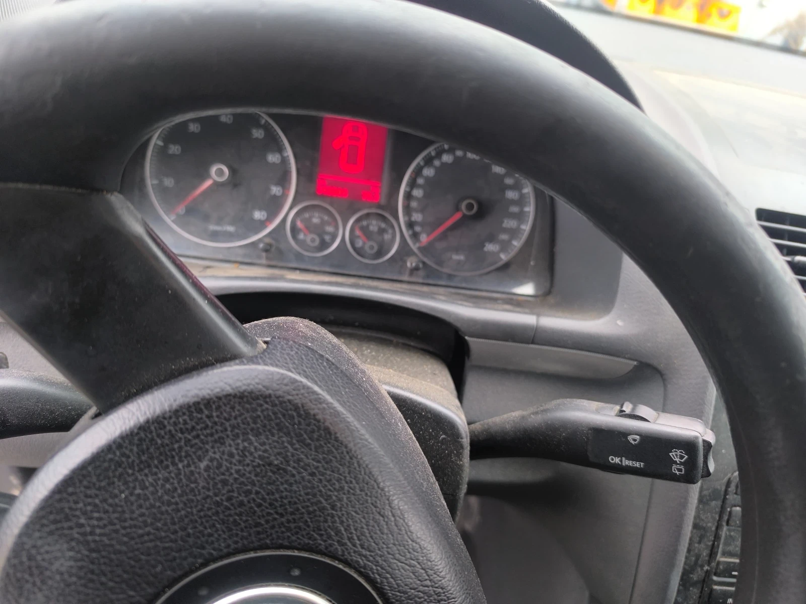 VW Touran 1.6 - изображение 5