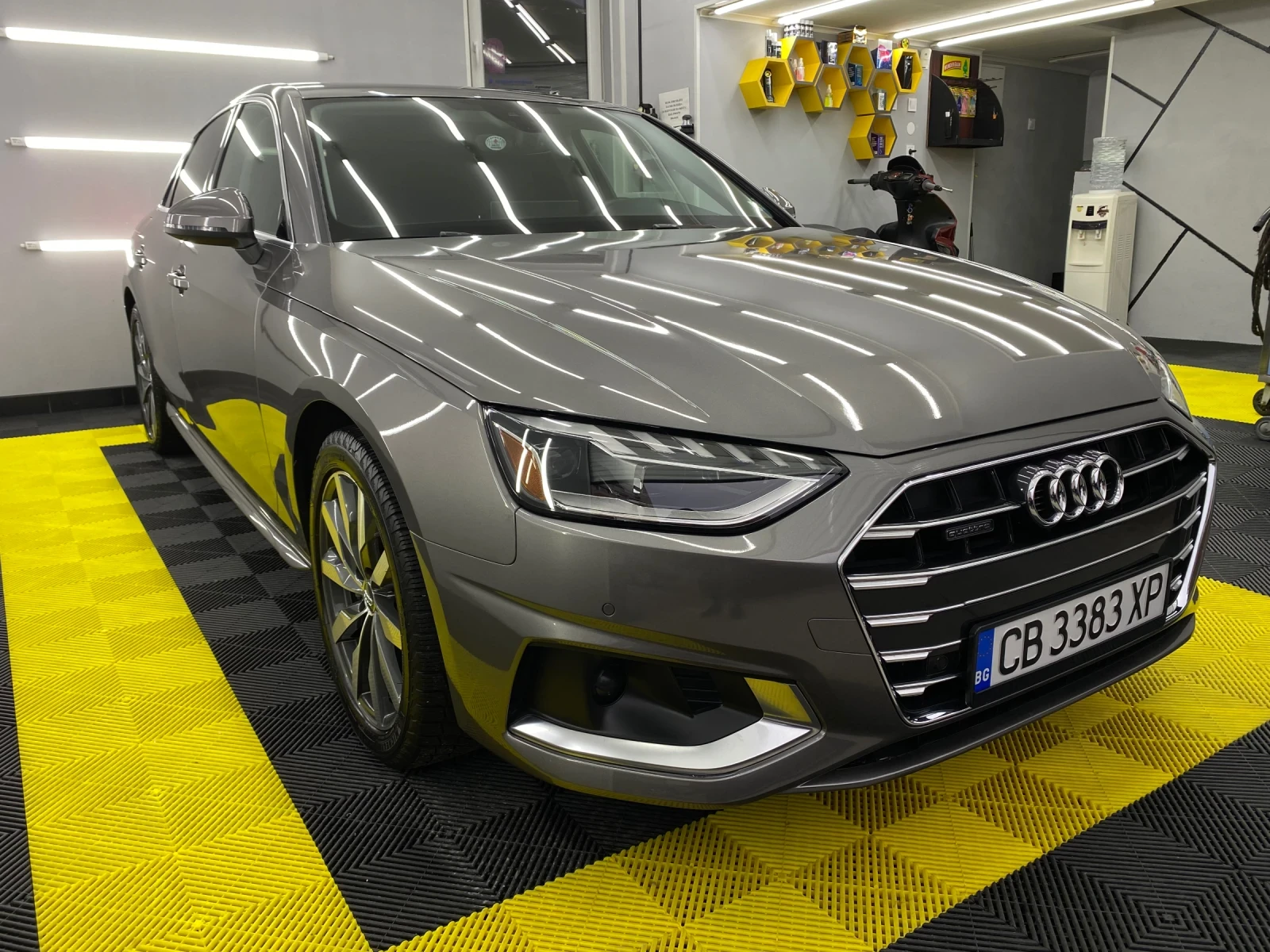 Audi A4, снимка 8 - Автомобили и джипове - 54623553