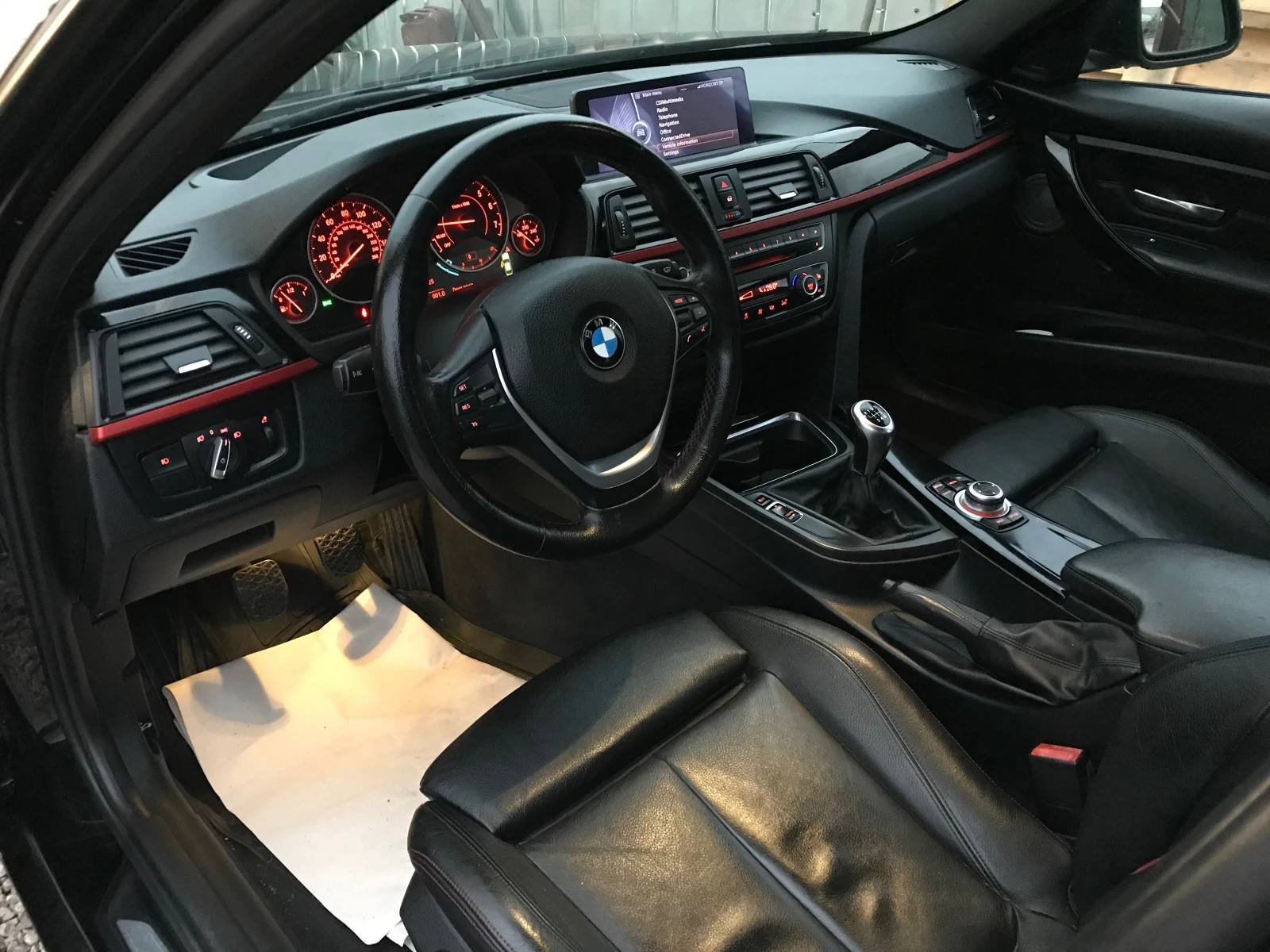 BMW 335 xDrive, РЪЧКА!, снимка 8 - Автомобили и джипове - 54717317