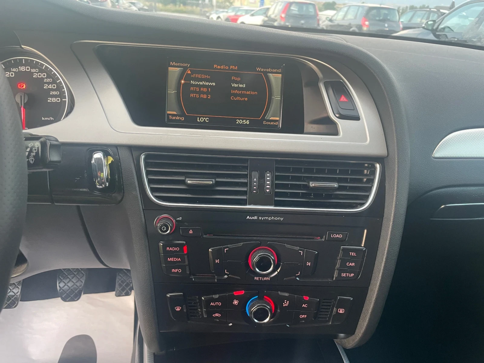 Audi A4 3.0TDI S-LINE LED BI-XENON 239КС, снимка 15 - Автомобили и джипове - 54982653