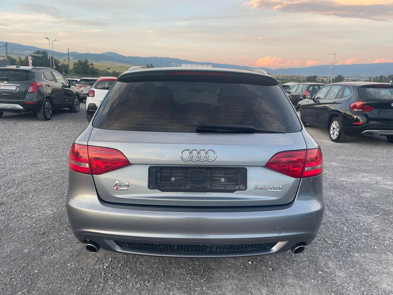Audi A4 3.0TDI S-LINE LED BI-XENON 239КС, снимка 6 - Автомобили и джипове - 54982653