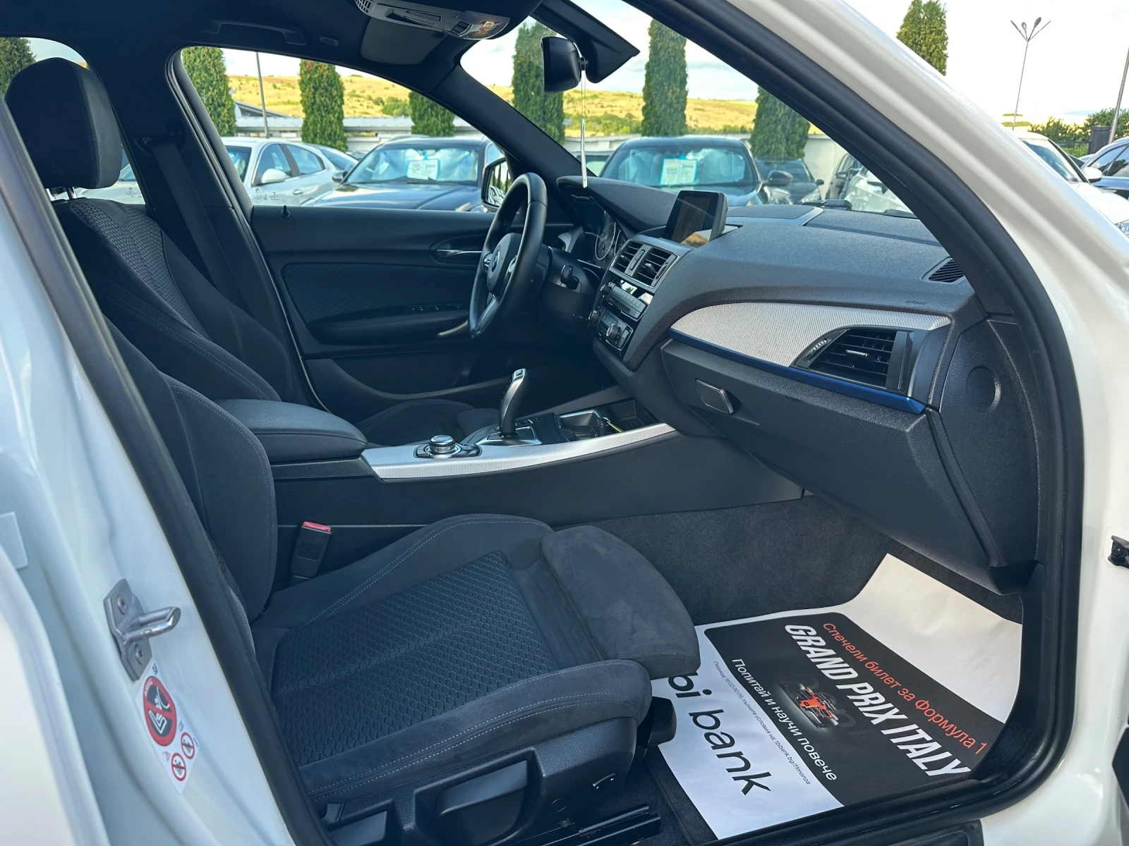 BMW 118 M SPORT PAKET* FULL LED* NAVI* KEYLESS* TOP* , снимка 9 - Автомобили и джипове - 55416833