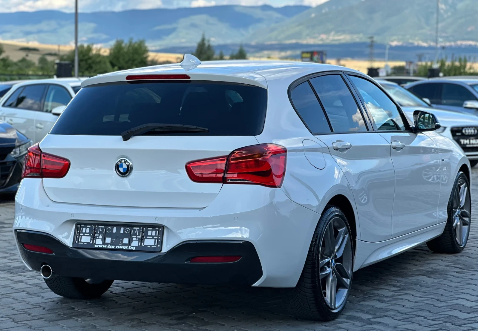 BMW 118 M SPORT PAKET* FULL LED* NAVI* KEYLESS* TOP* , снимка 6 - Автомобили и джипове - 55416833