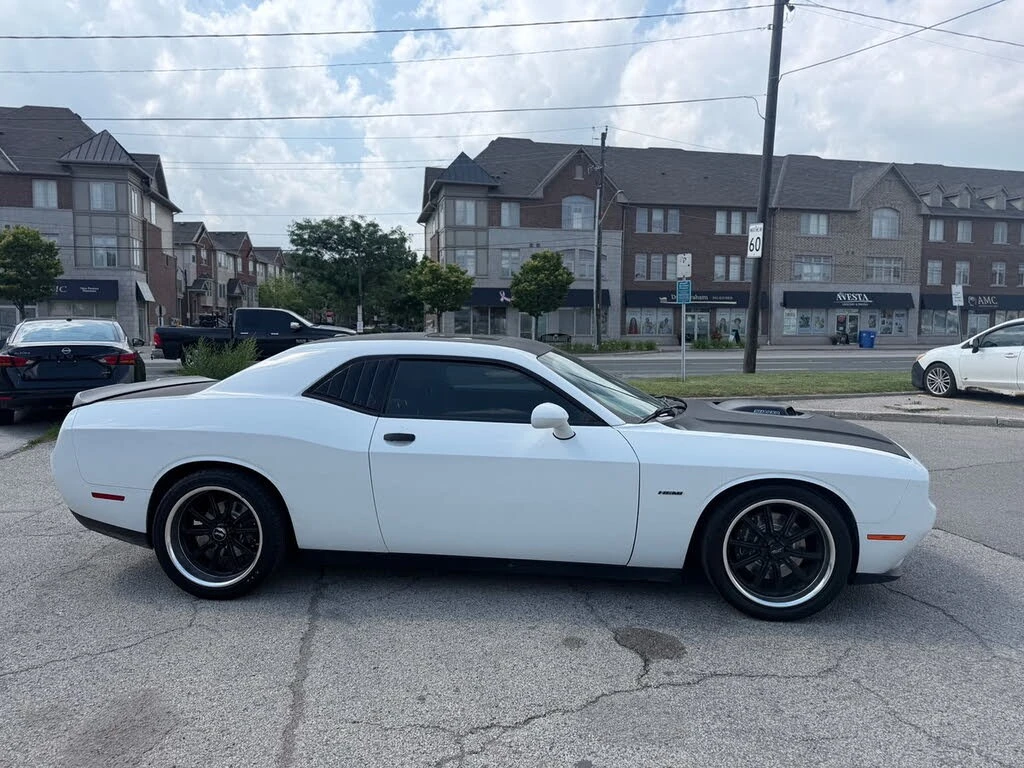 Dodge Challenger 392 HEMI Scat Pack * АвтоКредит * (Цена до БГ), снимка 5 - Автомобили и джипове - 55426614