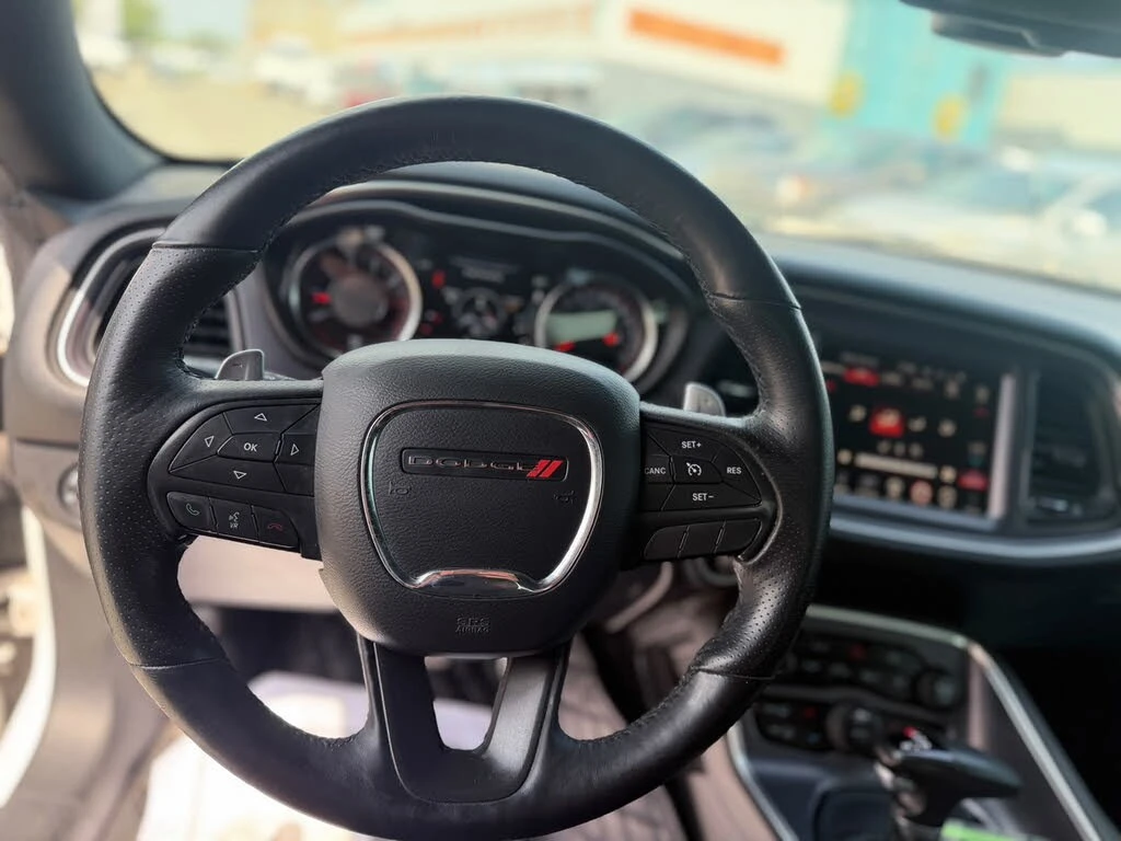 Dodge Challenger 392 HEMI Scat Pack * АвтоКредит * (Цена до БГ), снимка 14 - Автомобили и джипове - 55426614