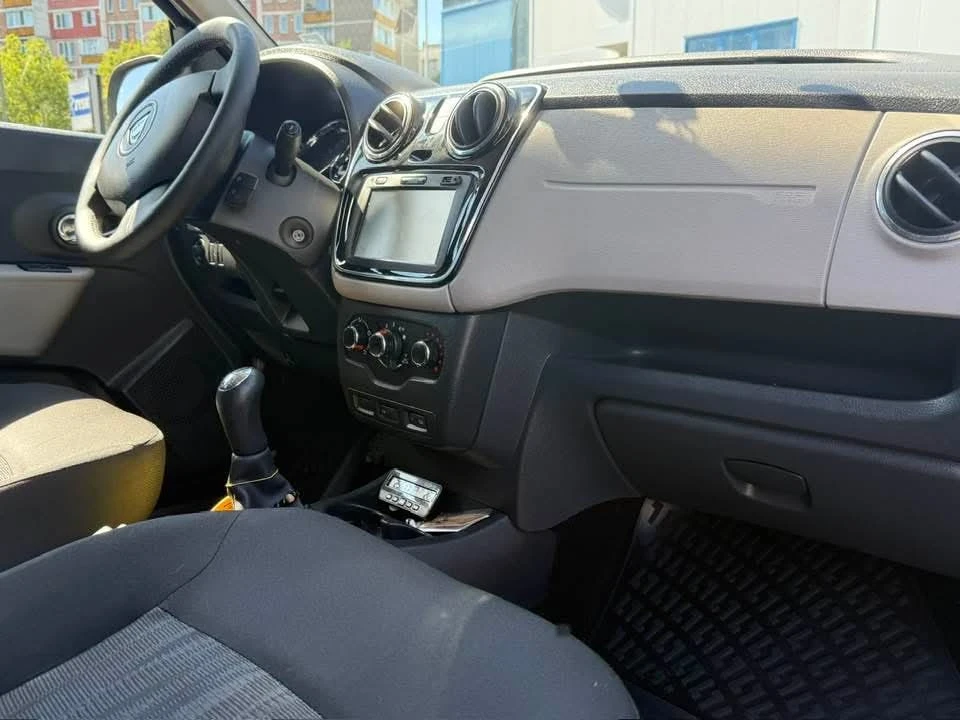 Dacia Dokker 1.5 dci, снимка 9 - Автомобили и джипове - 55674500