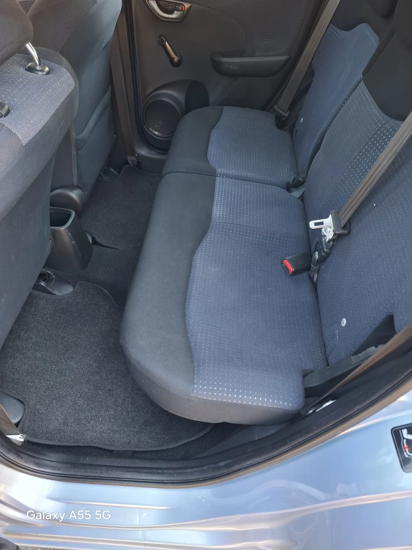 Honda Jazz 1.2 vtec 90h.p., снимка 8 - Автомобили и джипове - 55677645