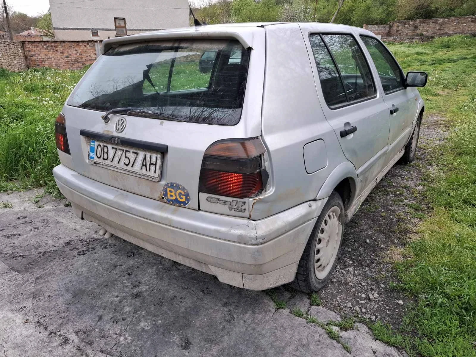 VW Golf, снимка 4 - Автомобили и джипове - 55680961