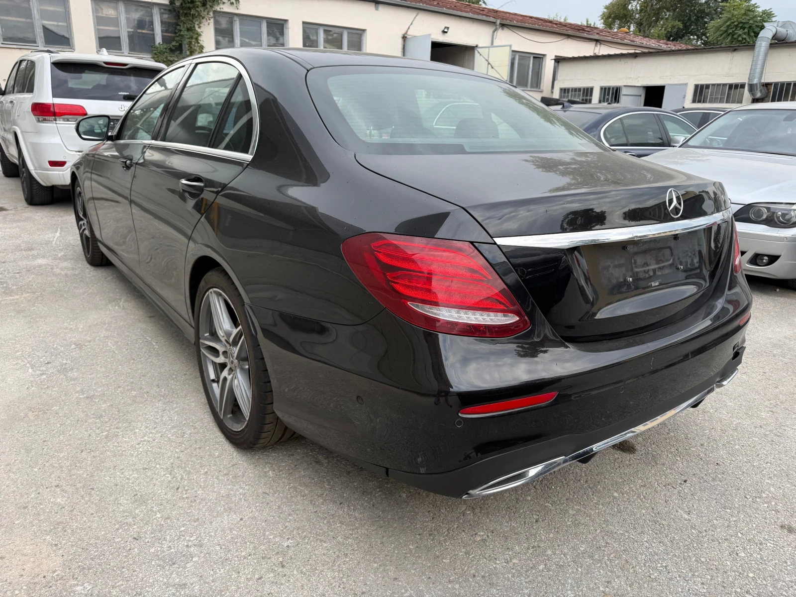 Mercedes-Benz E 350 AMG Burmester Digital Теглич, снимка 6 - Автомобили и джипове - 56042686