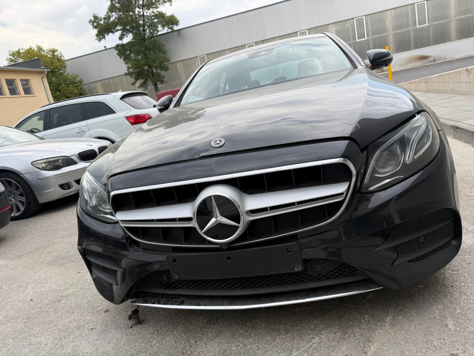 Mercedes-Benz E 350 AMG Burmester Digital Теглич, снимка 2 - Автомобили и джипове - 56042686