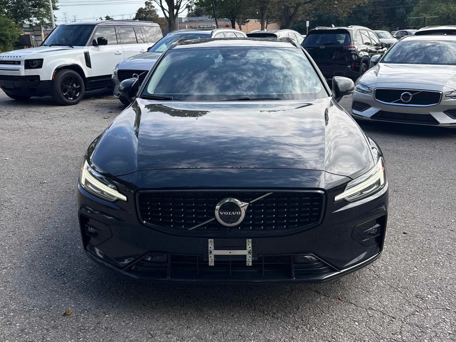 Volvo V60 * Ultimate Dark Theme * ОБДУХВАНЕ* H/K* HUD* 360* , снимка 6 - Автомобили и джипове - 56120244