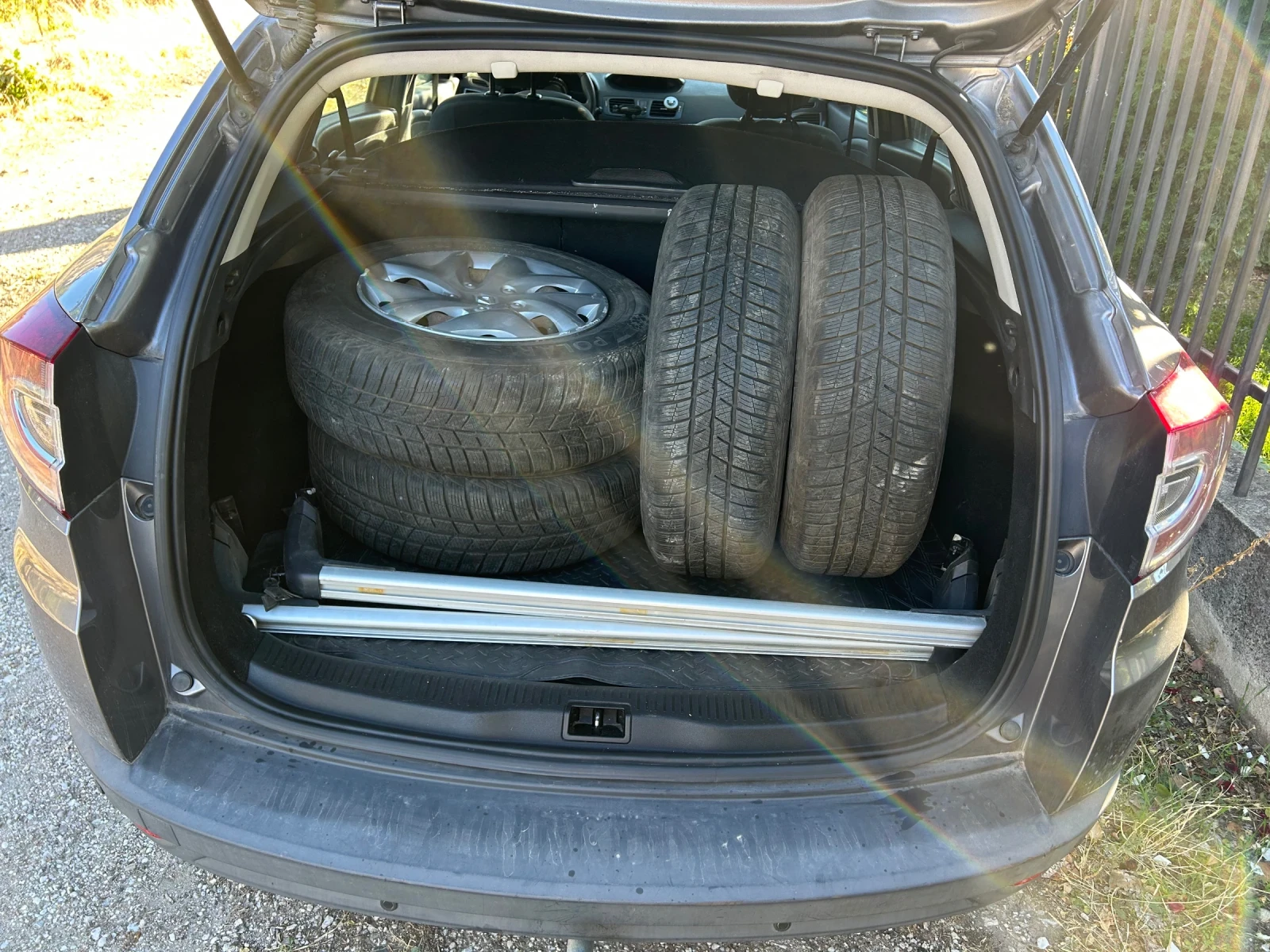 Renault Megane Grandtour , снимка 15 - Автомобили и джипове - 56261895