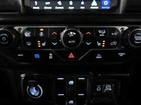 Jeep Wrangler Unlimited Sahara 4XE/ФИНАНСИРАНЕ , снимка 13