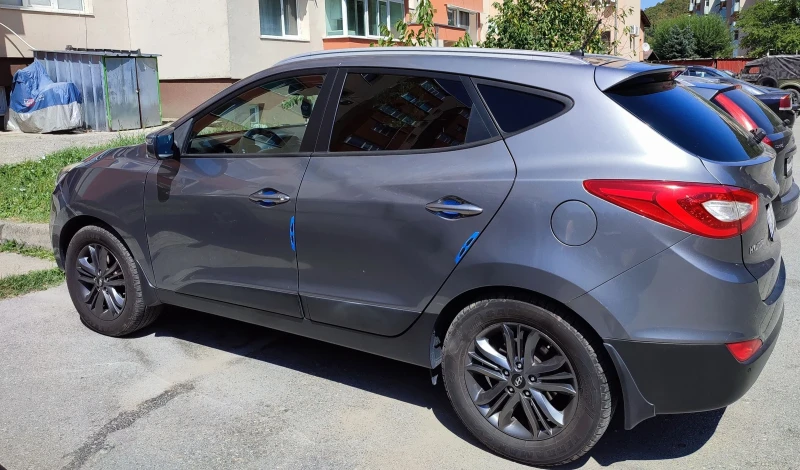 Hyundai IX35, снимка 1 - Автомобили и джипове - 48099185