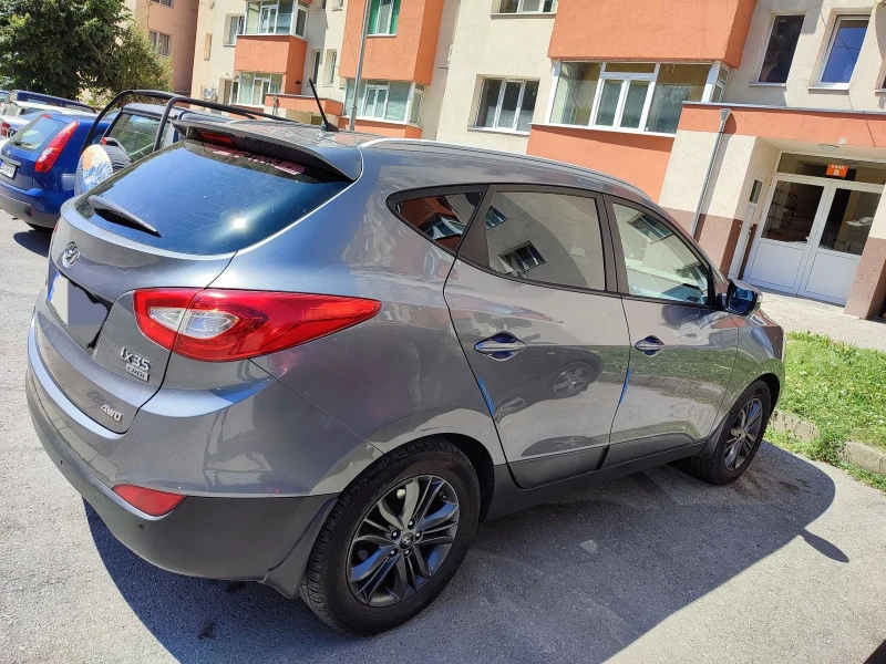 Hyundai IX35, снимка 3 - Автомобили и джипове - 48099185