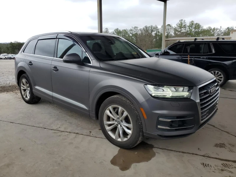 Audi Q7, снимка 4 - Автомобили и джипове - 48735704