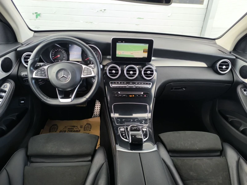 Mercedes-Benz GLC 250 AMG, снимка 13 - Автомобили и джипове - 53571240