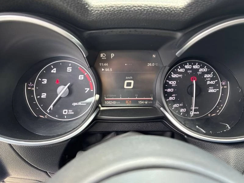 Alfa Romeo Stelvio * Ti * AWD * ПОДГРЕВ * КАМЕРА * ПАМЕТ * NAVI, снимка 11 - Автомобили и джипове - 55010937