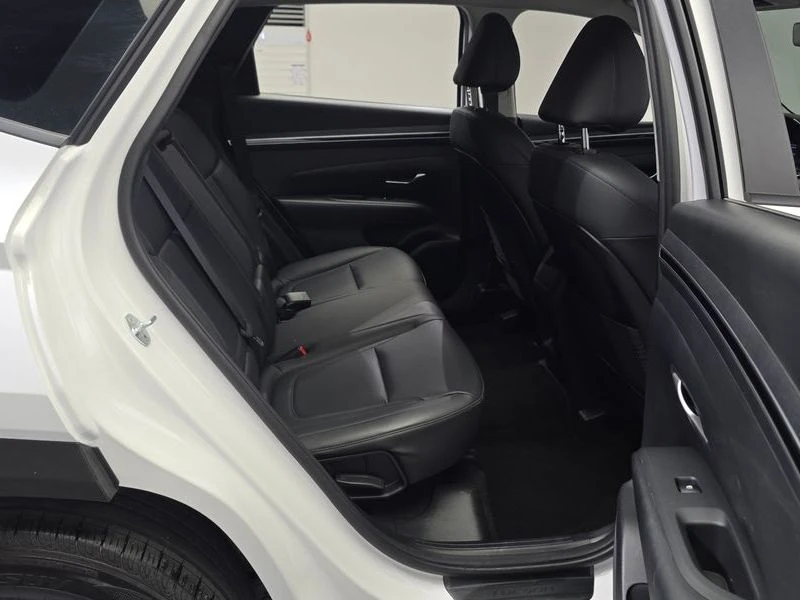 Hyundai Tucson Diesel 2.0 4WD| 136к.с.| ВКЛ.ТЕХНОТЕСТ, снимка 11 - Автомобили и джипове - 55351972