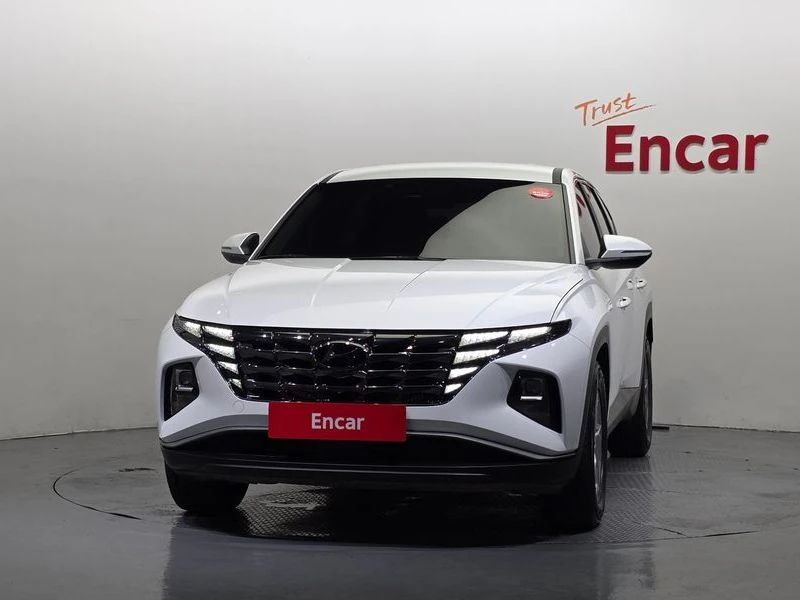 Hyundai Tucson Diesel 2.0 4WD| 136к.с.| ВКЛ.ТЕХНОТЕСТ, снимка 3 - Автомобили и джипове - 55351972