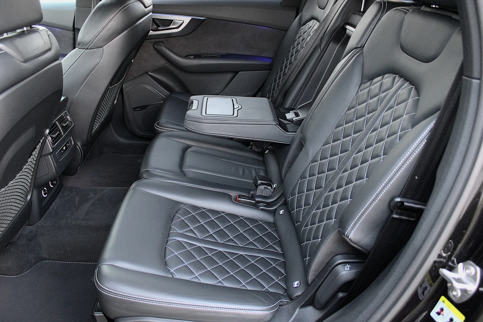 Audi Q7 3.0TDI/MATRIX/PANO/KAMERA360/DISTRONIC/KEYLESS GO - изображение 10