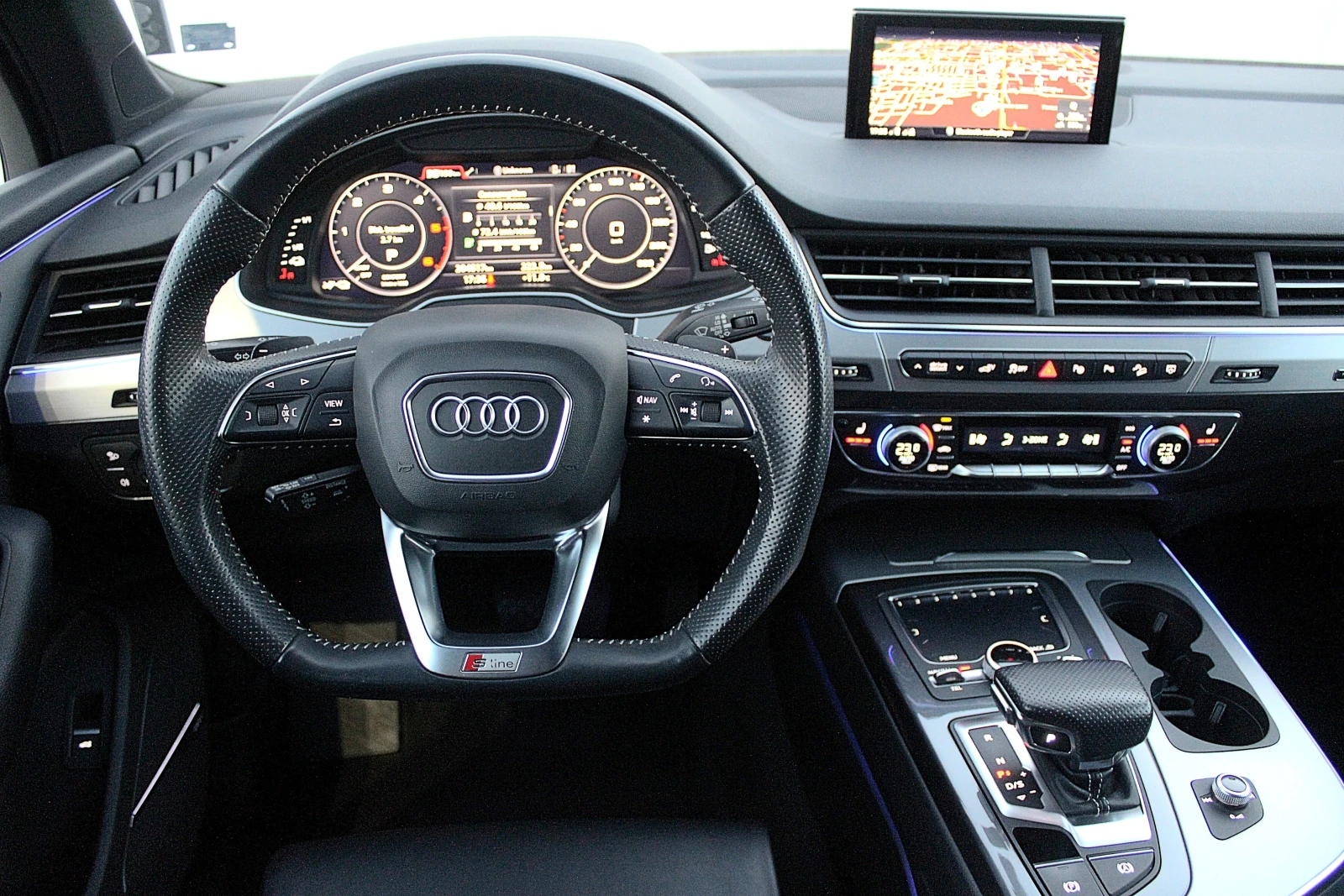 Audi Q7 3.0TDI/MATRIX/PANO/KAMERA360/DISTRONIC/KEYLESS GO | Mobile.bg � ����������� 12