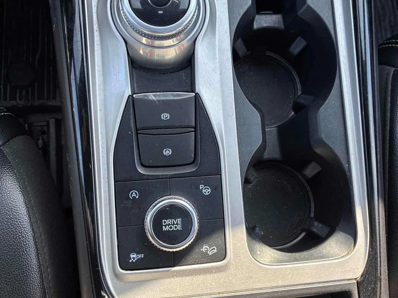 Ford Explorer * ST * ДИСТРОНИК* ПАНОРАМА* 360 КАМЕРА* ПОДГРЕВИ* , снимка 11 - Автомобили и джипове - 53987017