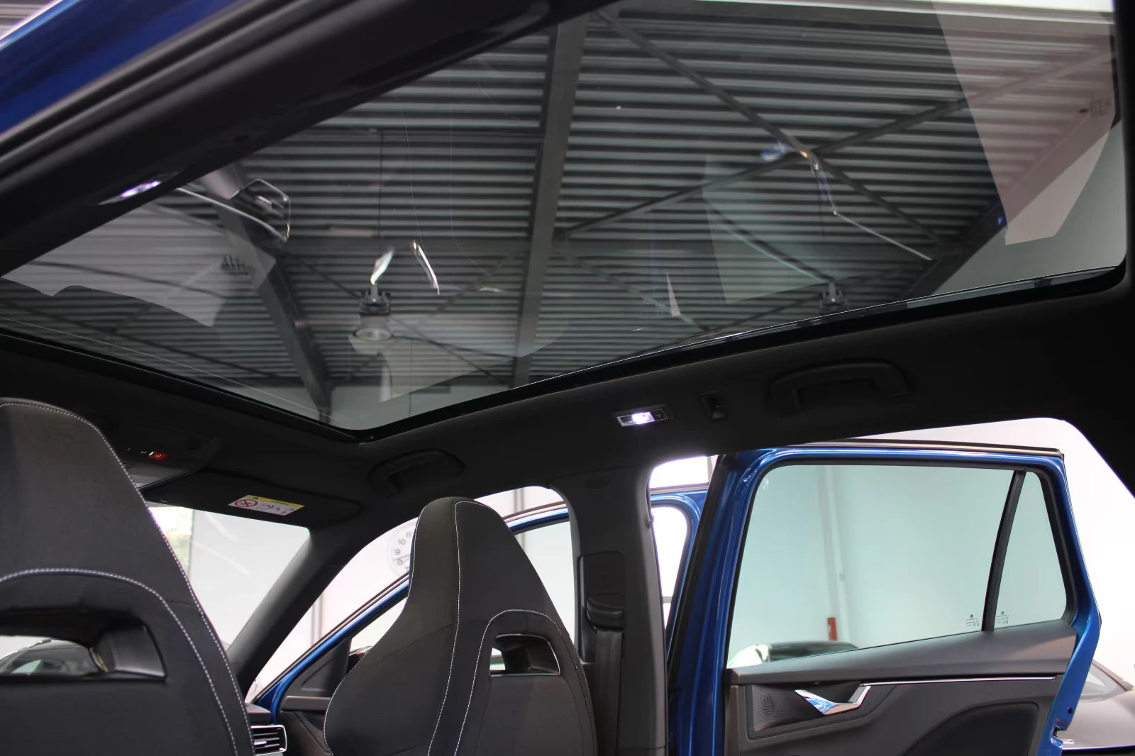 Skoda Kamiq 1.0TSI/110HP/MONTE-CARLO/DSG/PANO/KLESS/ACC/122q | Mobile.bg � ����������� 14