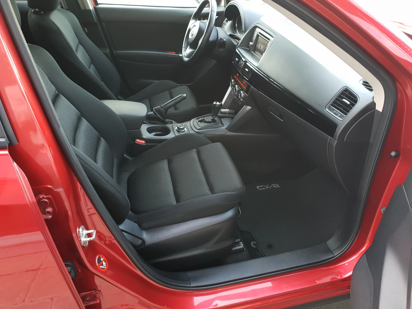 Mazda CX-5 AWD / 4x4 REVOLUTION, снимка 13 - Автомобили и джипове - 54595375