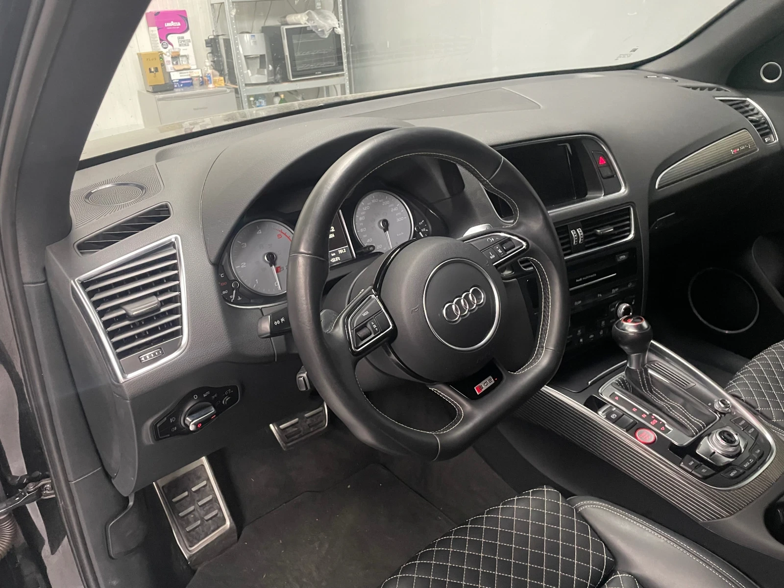 Audi SQ5 COMPETITION PLUS, снимка 5 - Автомобили и джипове - 54811721