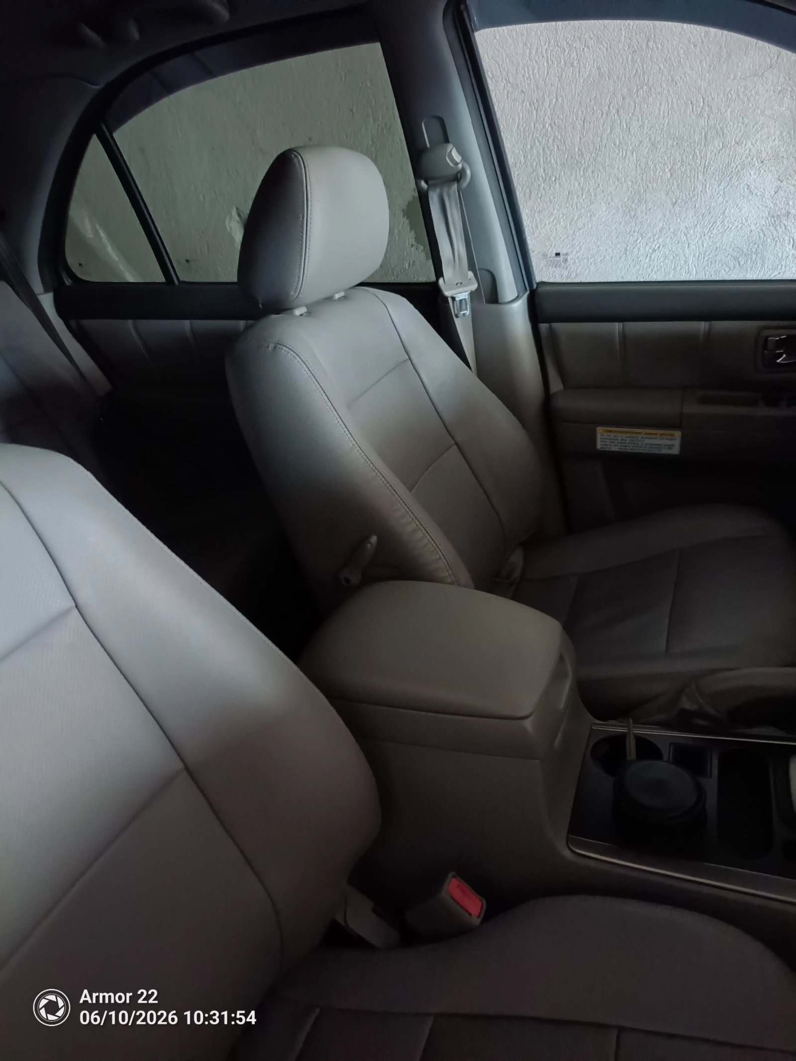 Kia Sorento 2, 5 crdi, снимка 3 - Автомобили и джипове - 54852987