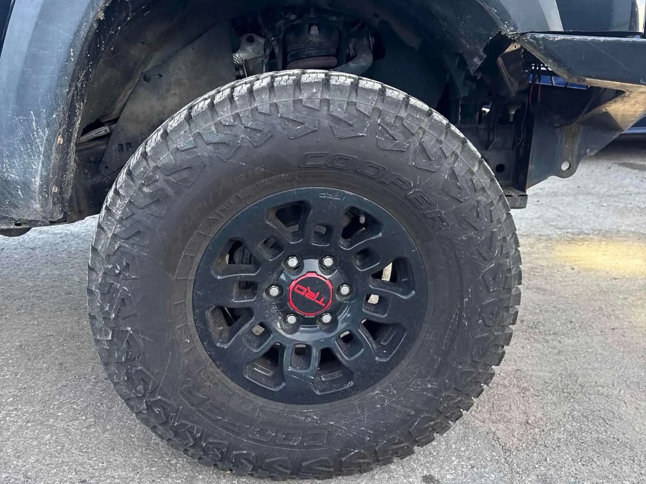Toyota Tacoma * 4x4 Double Cab SB * CARFAX * ОПЦИЯ ЗА ФИНАНСИРАН, снимка 7 - Автомобили и джипове - 55199414