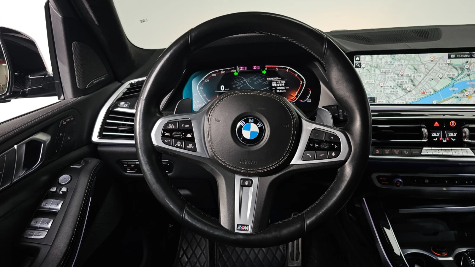 BMW X7 * Xdrive* Laser* Night Vision* Pano, снимка 14 - Автомобили и джипове - 55245090