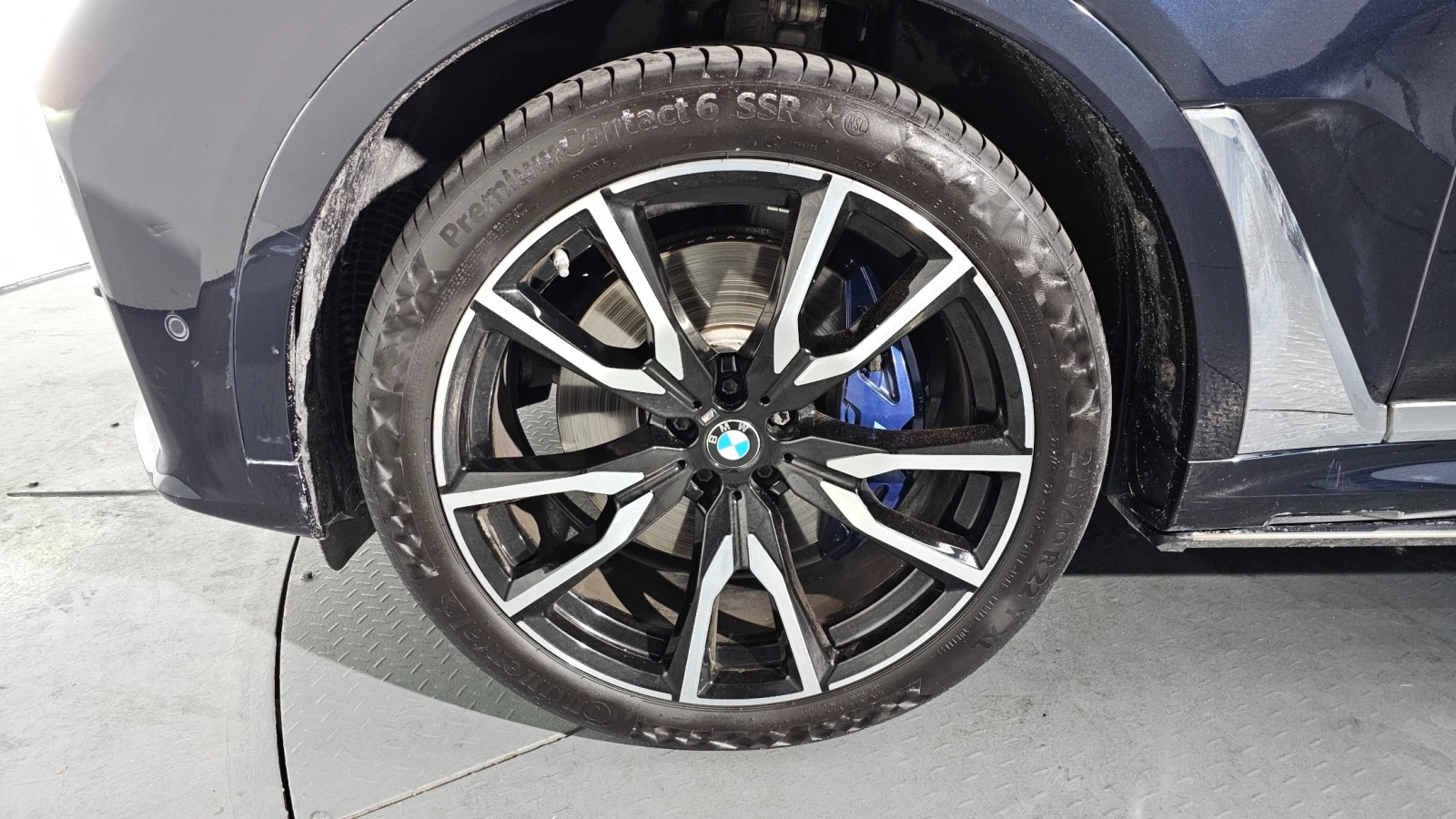 BMW X7 * Xdrive* Laser* Night Vision* Pano, снимка 9 - Автомобили и джипове - 55245090