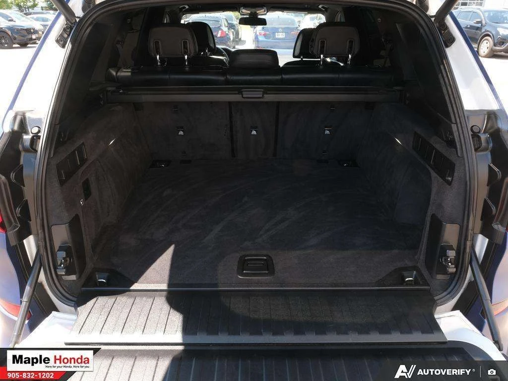 BMW X5 40i Xdrive ЗА БОЯ CARFAX, снимка 11 - Автомобили и джипове - 55396362