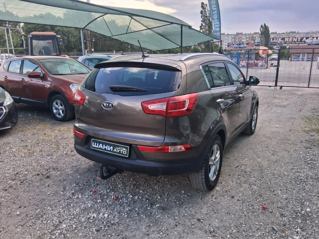 Kia Sportage АВТОМАТИК 4x4 , снимка 6 - Автомобили и джипове - 55501639