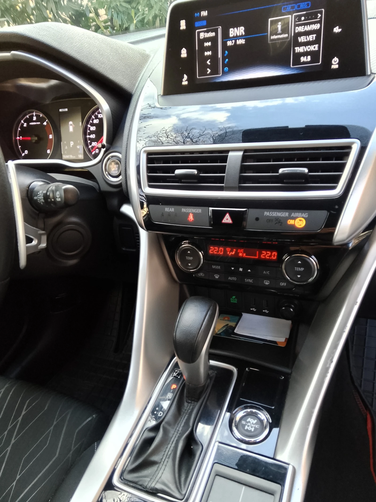 Mitsubishi Eclipse Cross, снимка 8 - Автомобили и джипове - 55645716