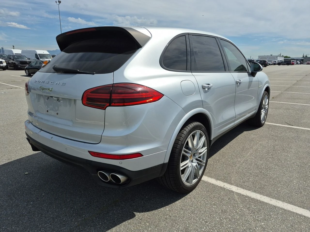 Porsche Cayenne S E-HYBRID, снимка 3 - Автомобили и джипове - 55728651