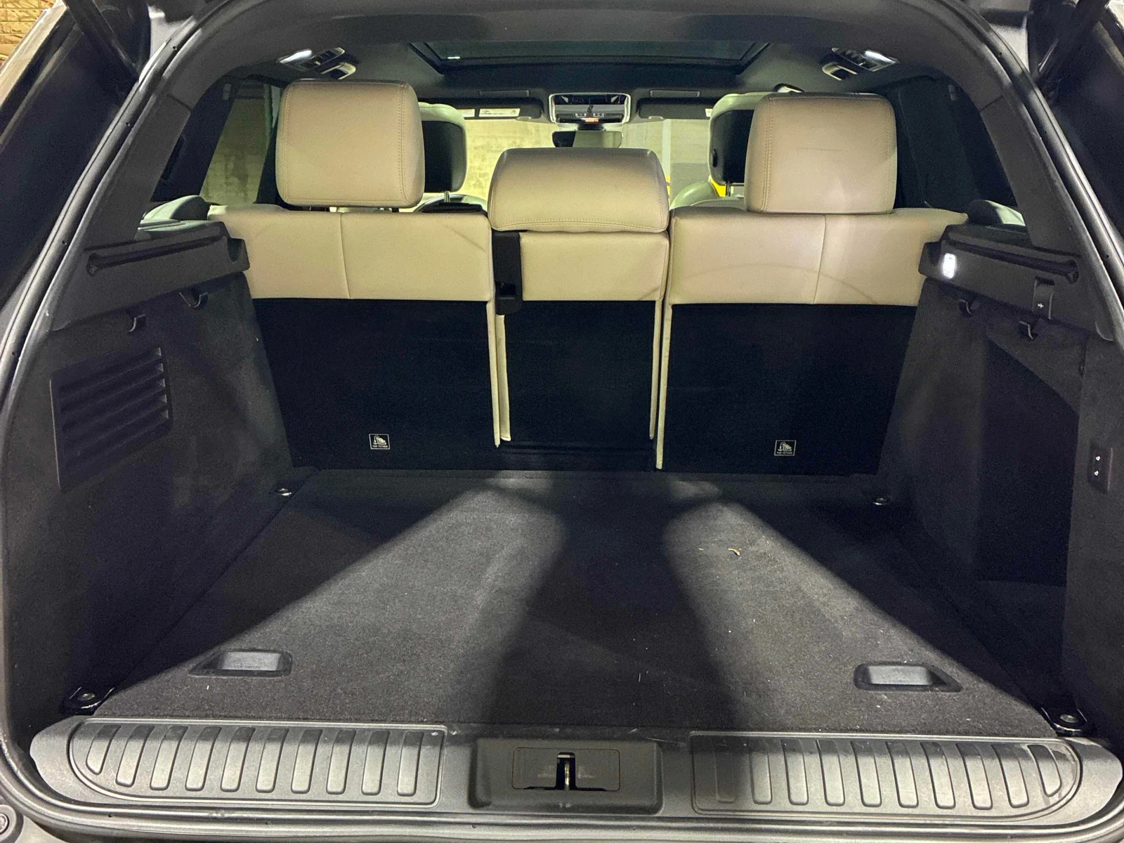 Land Rover Range Rover Sport * HST * CARFAX * ЦЕНА ДО БГ, снимка 16 - Автомобили и джипове - 55972684