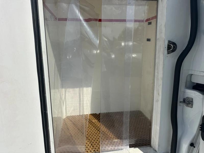 Ford Transit Custom Хладилен, снимка 14 - Бусове и автобуси - 51932558