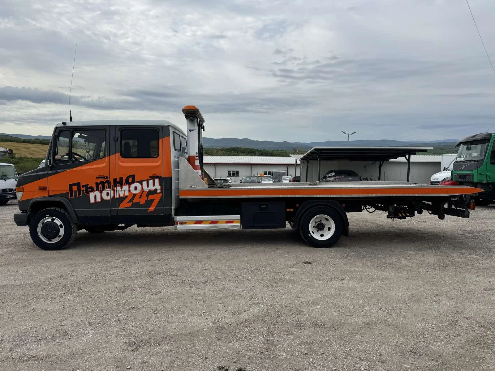 Mercedes-Benz 815 Варио, снимка 2 - Камиони - 54357622