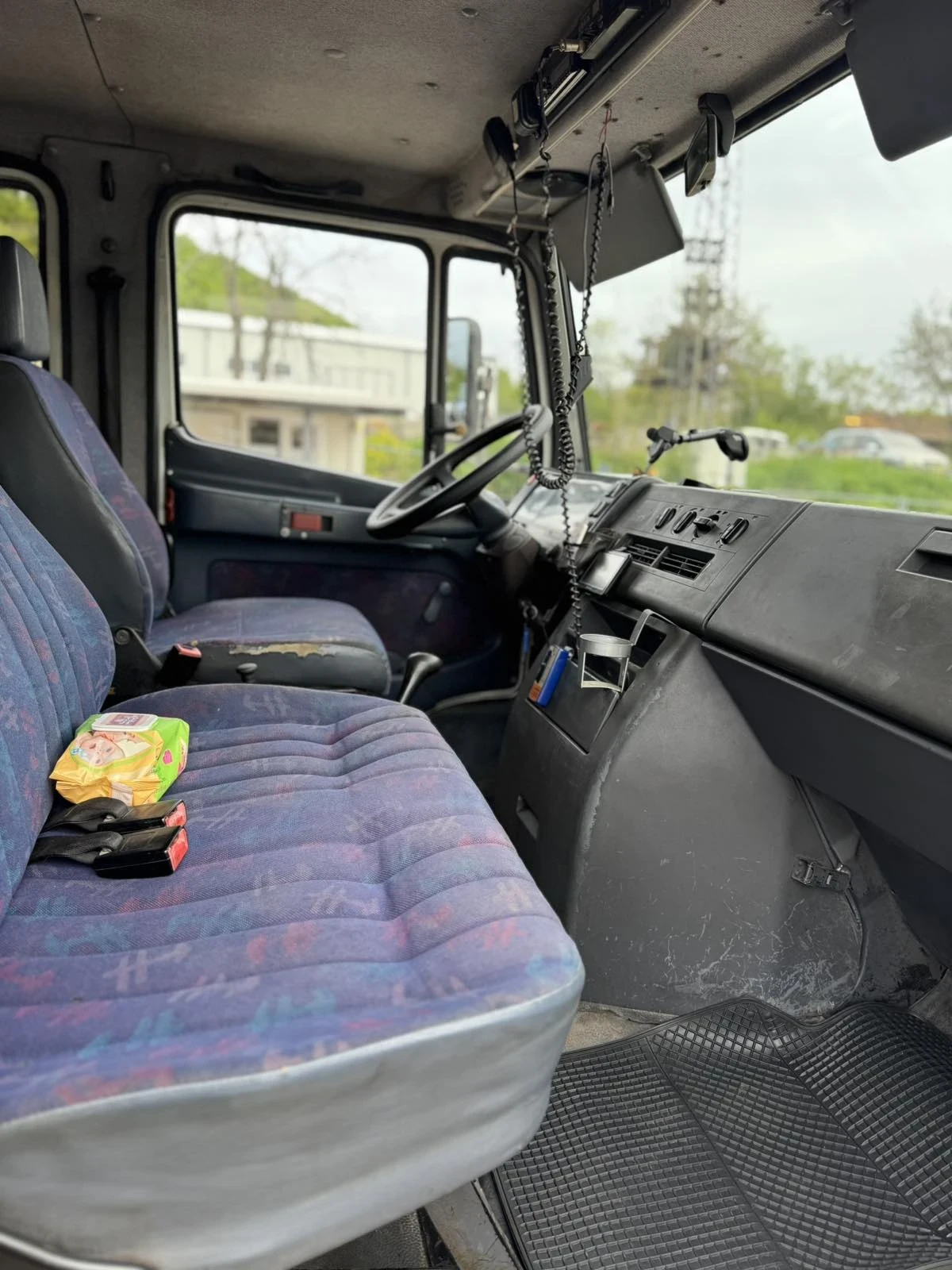 Mercedes-Benz 815 Варио, снимка 9 - Камиони - 54357622