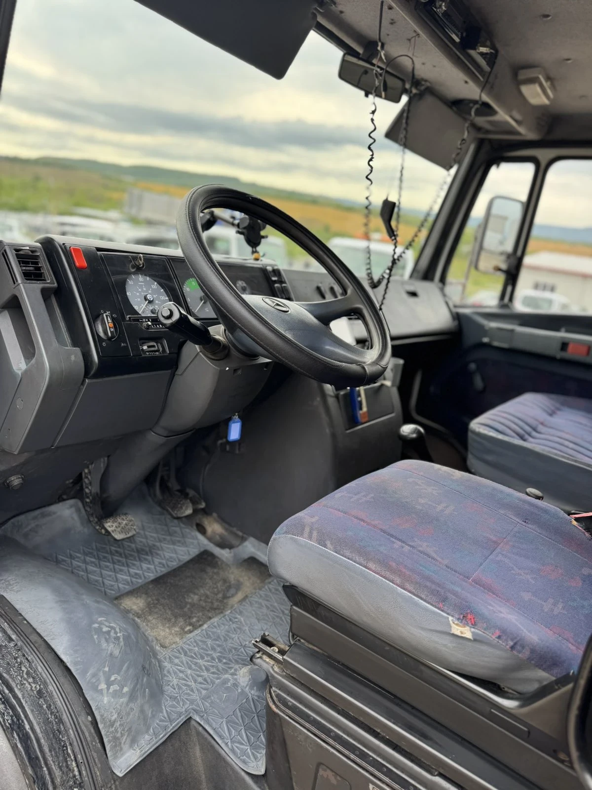 Mercedes-Benz 815 Варио, снимка 14 - Камиони - 54357622