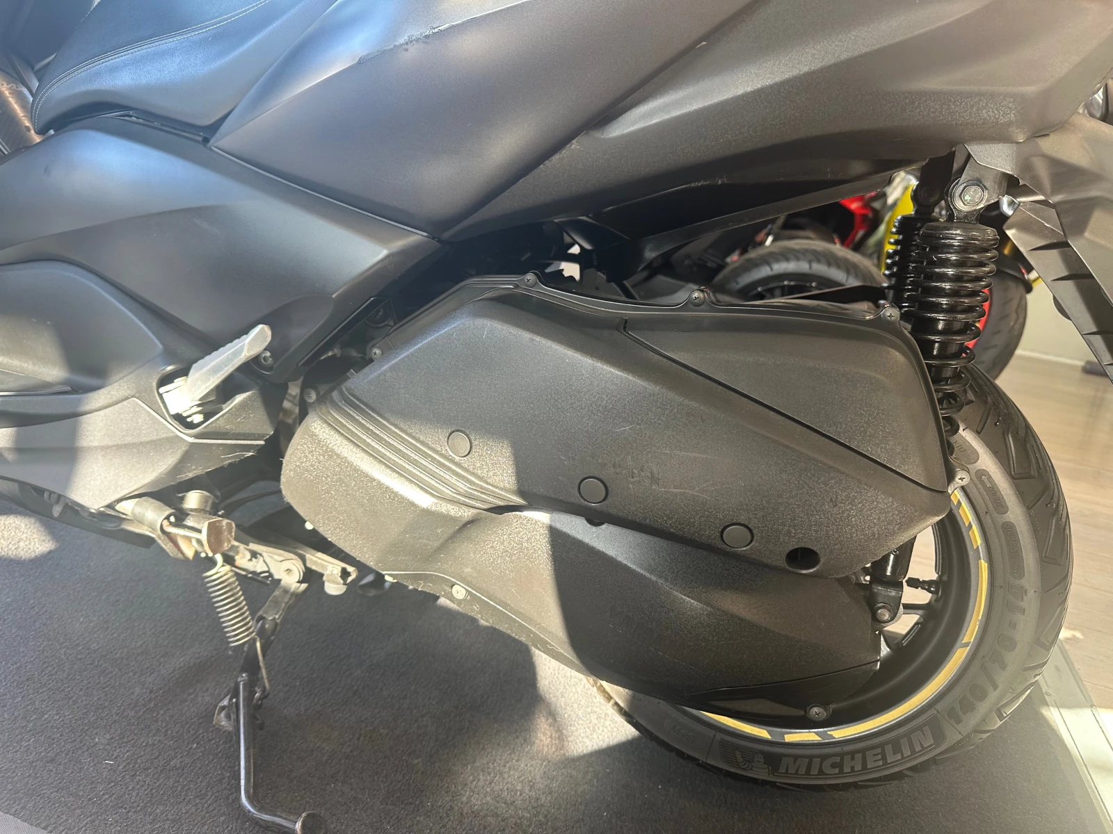 Yamaha X-max 300i ABS/TC/LED 07.2019г., снимка 11 - Мотоциклети и мототехника - 53771719