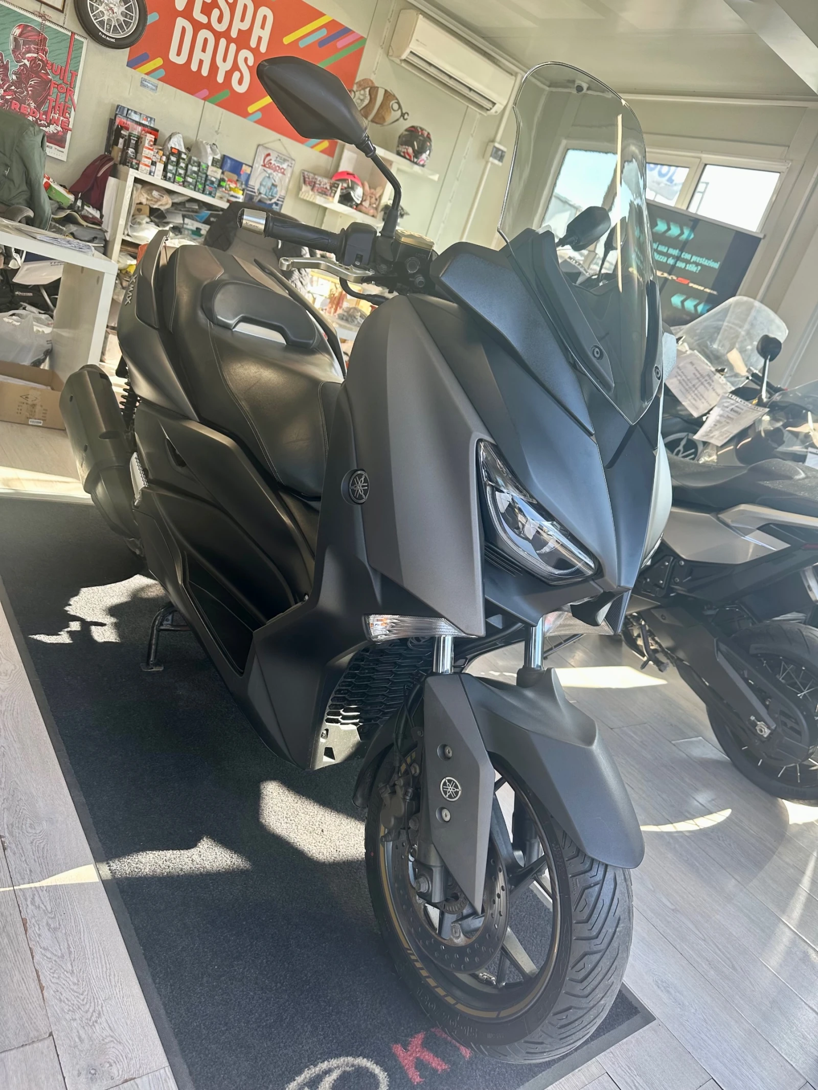 Yamaha X-max 300i ABS/TC/LED 07.2019г. - изображение 6