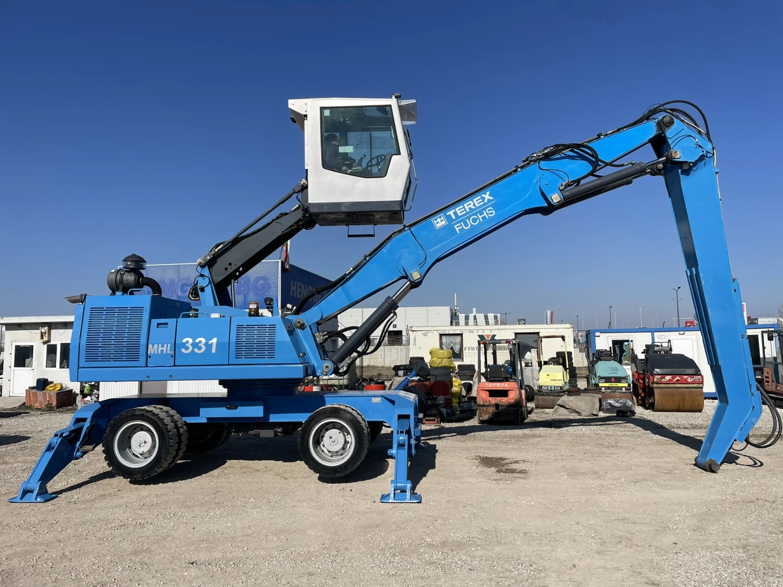  Fuchs MHL 331   | Mobile.bg   15